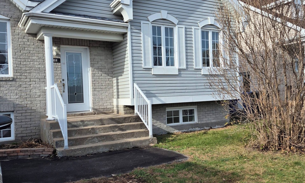 Terrebonne House | Maison a louer pour courte durée