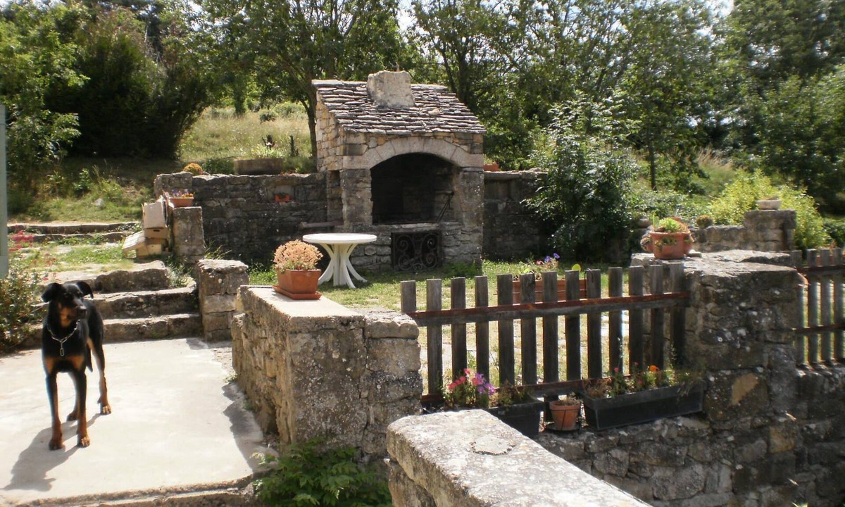Mostuejouls Villa | Maison Ancienne Caussenarde à Quelques km des Gorges du Tarn