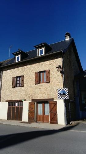 Goutrens House | Maison au cœur d'un petit village