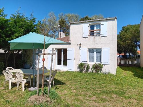 Grues House | Maison au calme entre mer et campagne, animaux sur demande - FR-1-476-98