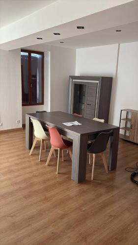 Avant-les-Marcilly House | Maison avec 3 chambres et cheminée