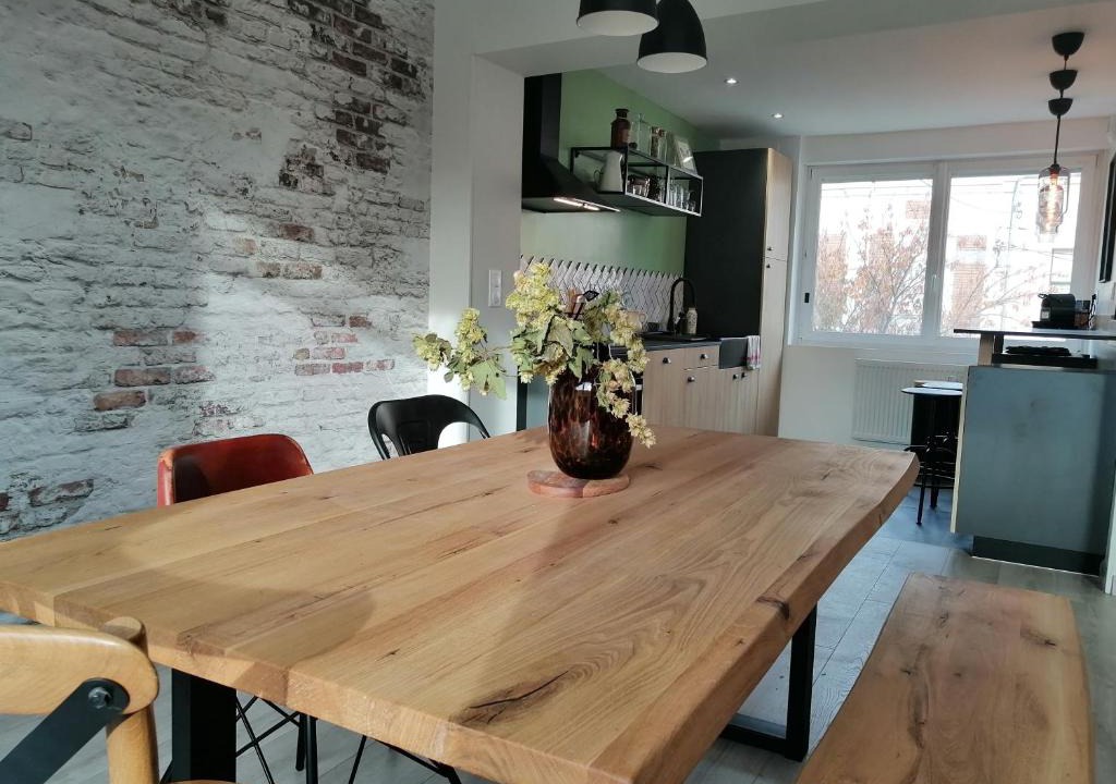 Bethune House | Maison avec garage, terrasse, l'Herboristerie