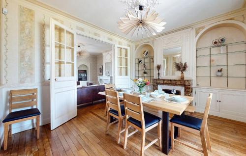 Sens House | Maison Avec Jardin