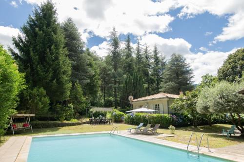 Jaujac House | Maison avec Parc et Piscine