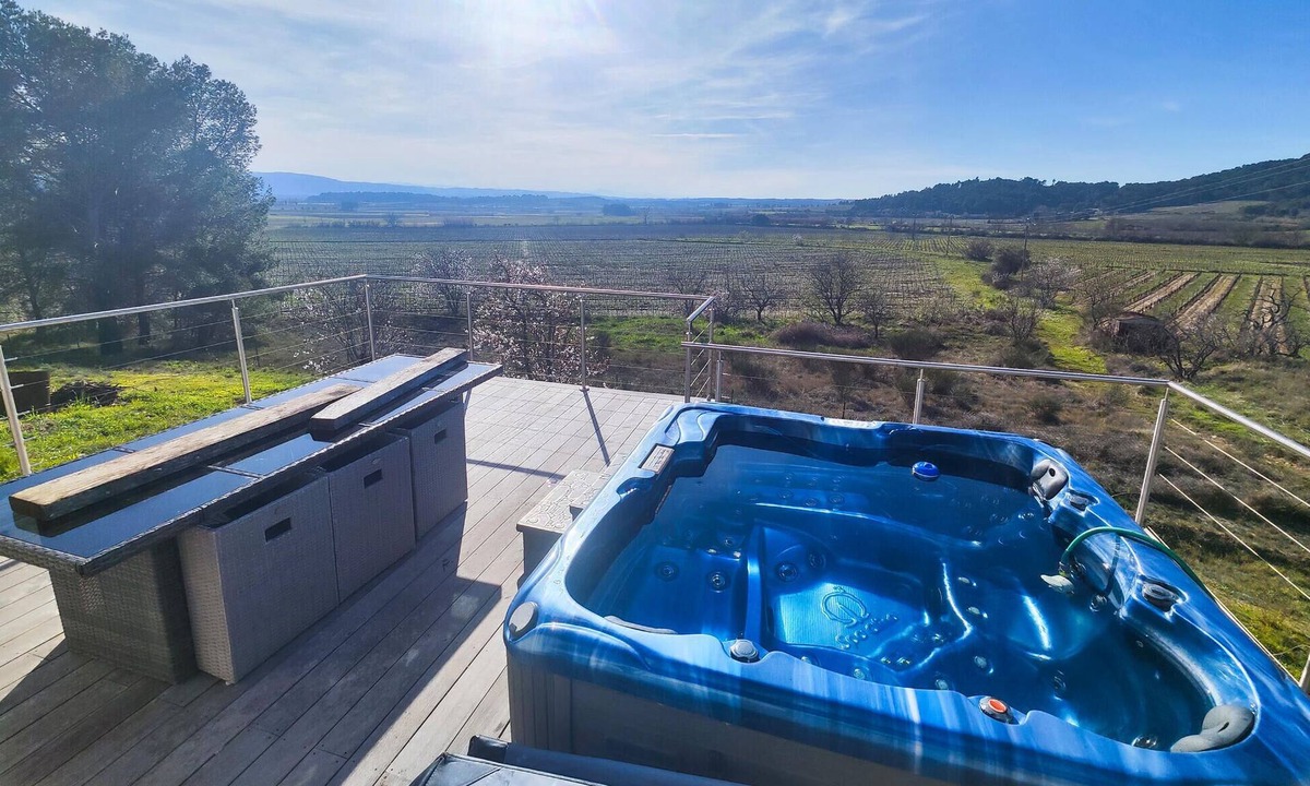 Rieux-Minervois House | Maison avec piscine et jacuzzi