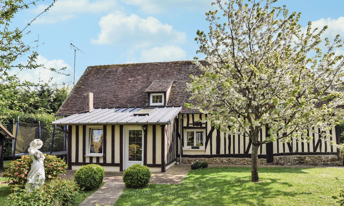 Fervaques House | Maison avec piscine couverte