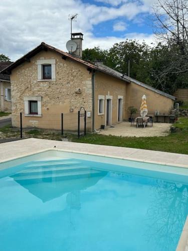 Mensignac House | Maison avec piscine en Périgord