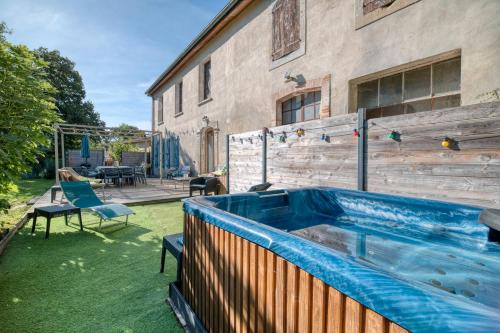 Revel House | Maison avec piscine et jacuzzi