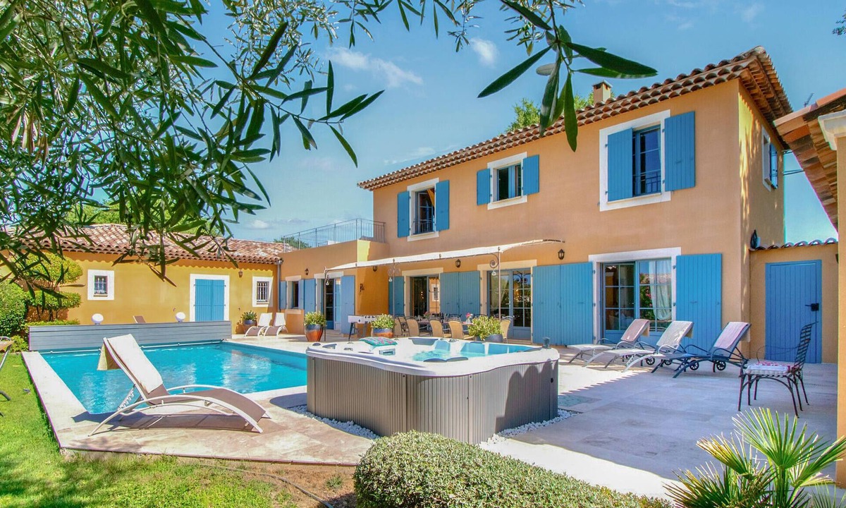 Villars House | Maison avec piscine privée