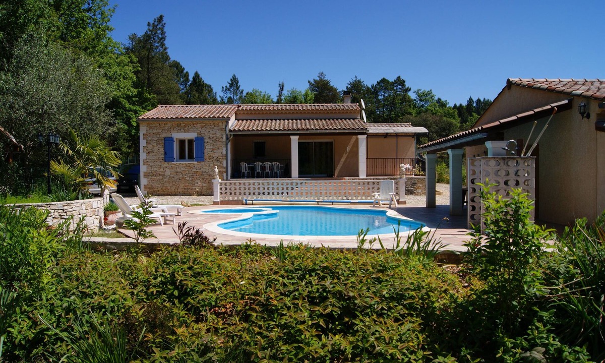 Vagnas House | Maison Avec Piscine sur Terrain Clôturé