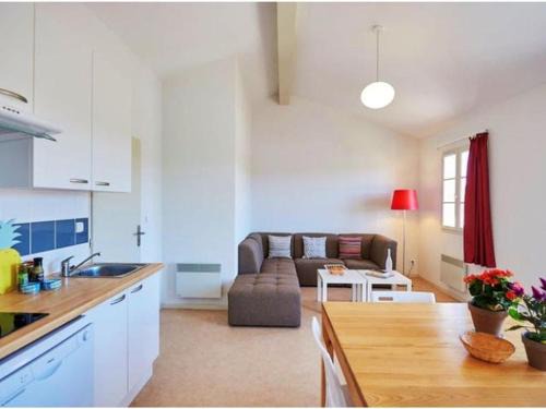 Carla-Bayle Other | Maison avec Terrasse, 2 Chambres, 4 Pers. - API-1-52-1368