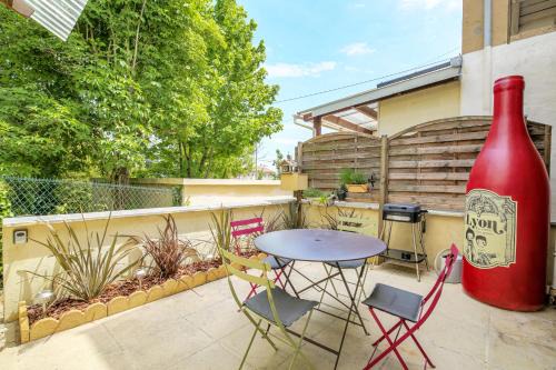 Vancia - Crepieux Apartment | Maison avec terrasse proche Lyon