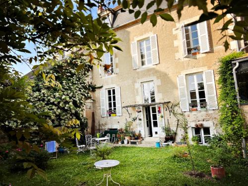 Avallon Bed & Breakfast | Maison Beurdelaine