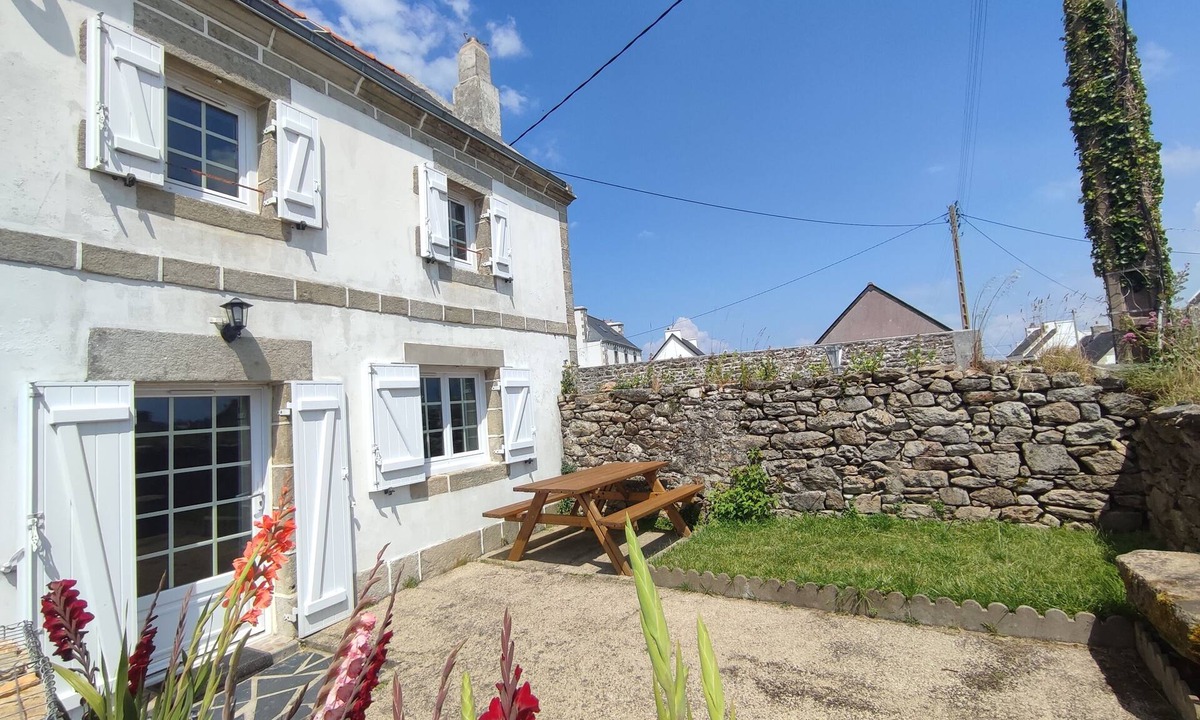Plogoff House | Maison Bretonne à la Pointe du Raz