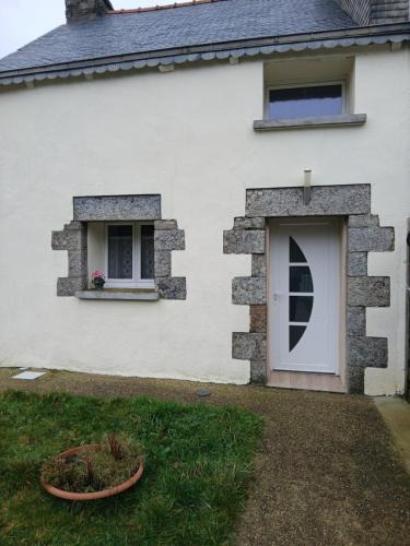 Plemy House | maison bretonne le pechoux