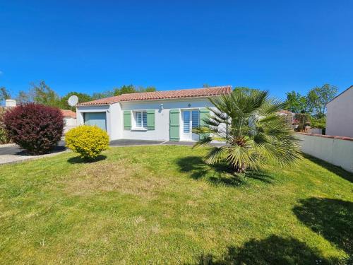 Saint-Michel-en-l'Herm House | Maison calme proche mer et campagne pour 4 pers, petits animaux admis - FR-1-476-41