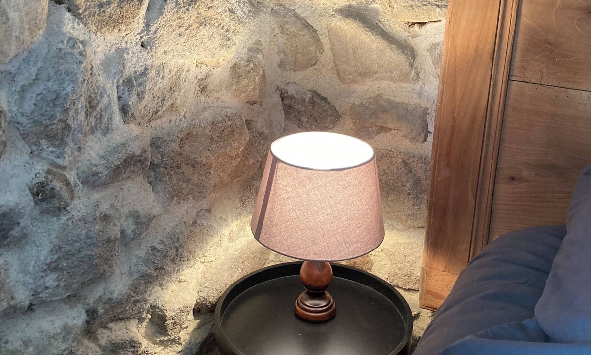 Job House | Maison Calme