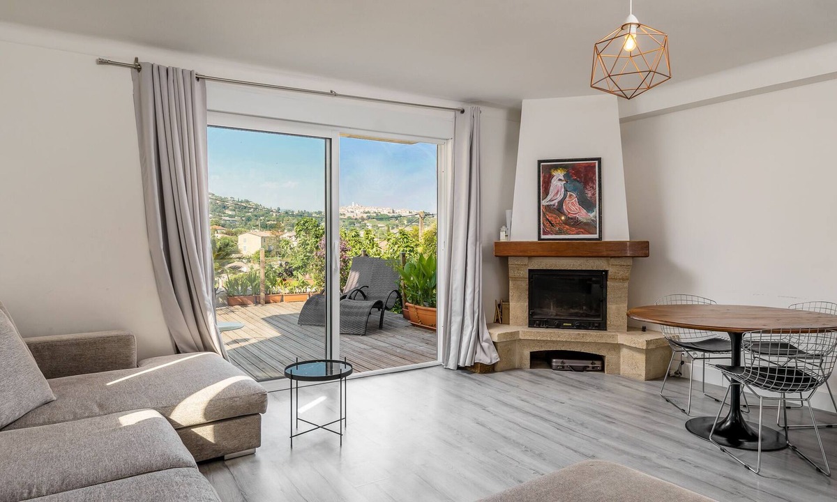 La Colle-sur-Loup Bed & Breakfast | Maison Carles BnB