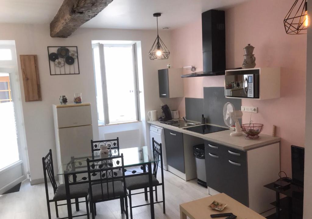 Nerac Apartment | Maison chaleureuse au centre ville