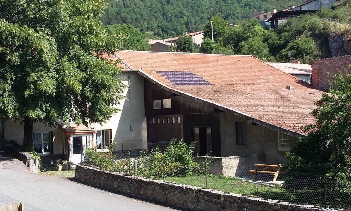 Belcaire House | Maison Chaleureuse Avec Jardin Clos