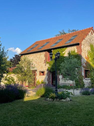 Muids House | Maison chaleureuse- cheminée, nature et sport !