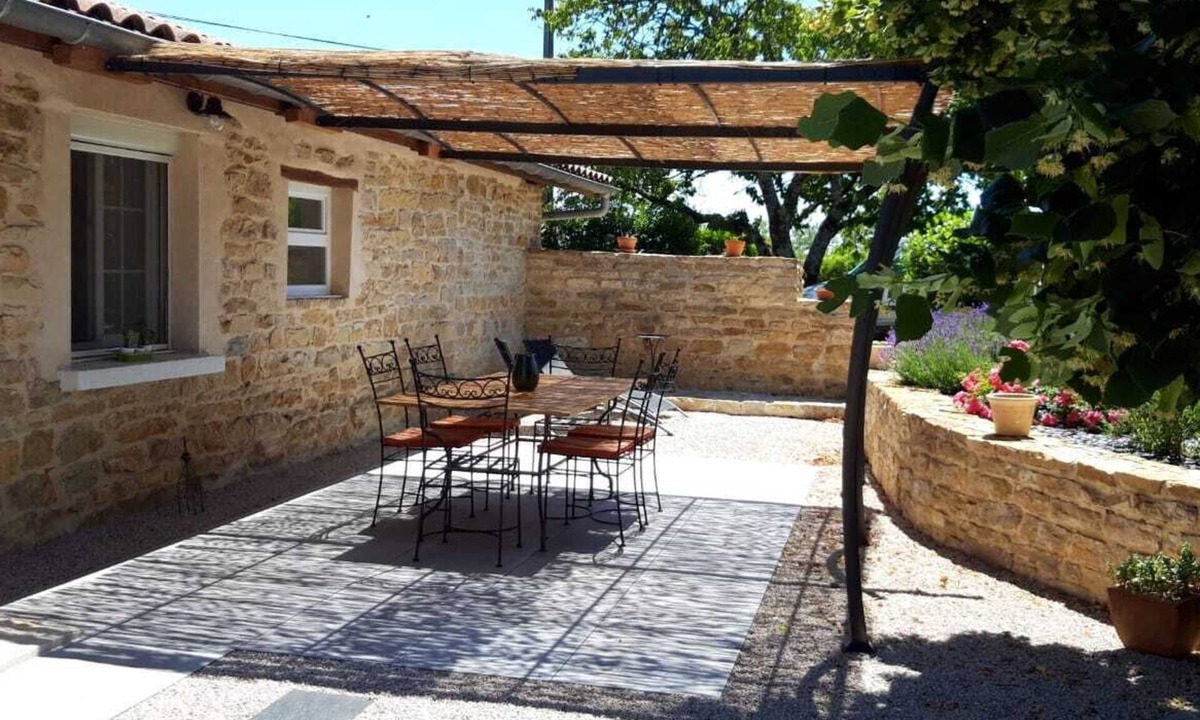 Salavre House | Maison Chaleureuse