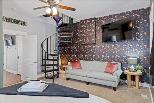 St. Charles House | Maison Champignon
