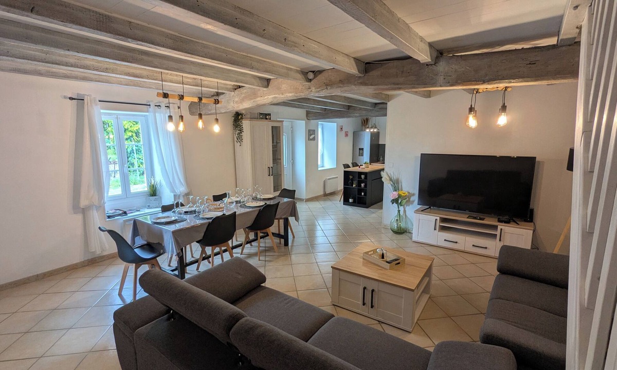 Juillac-le-Coq House | Maison Charentaise