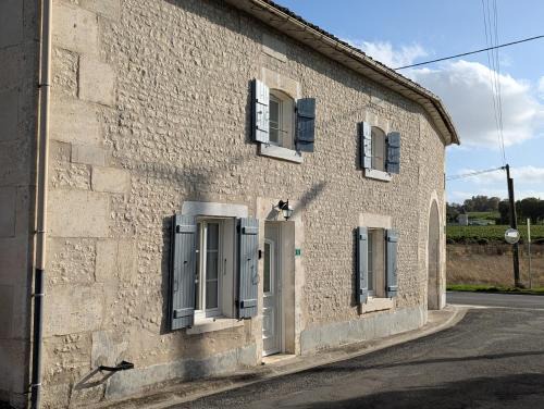 Juillac-le-Coq House | Maison charentaise
