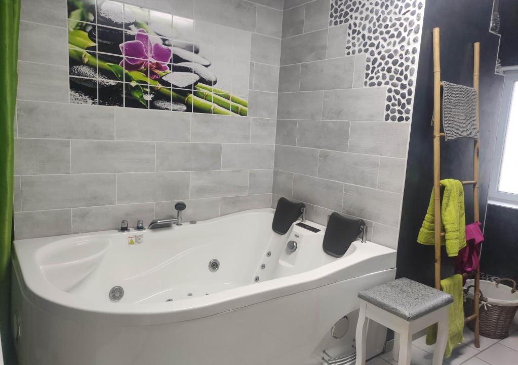 Hardinghen House | Maison chez l'habitant avec jacuzzi