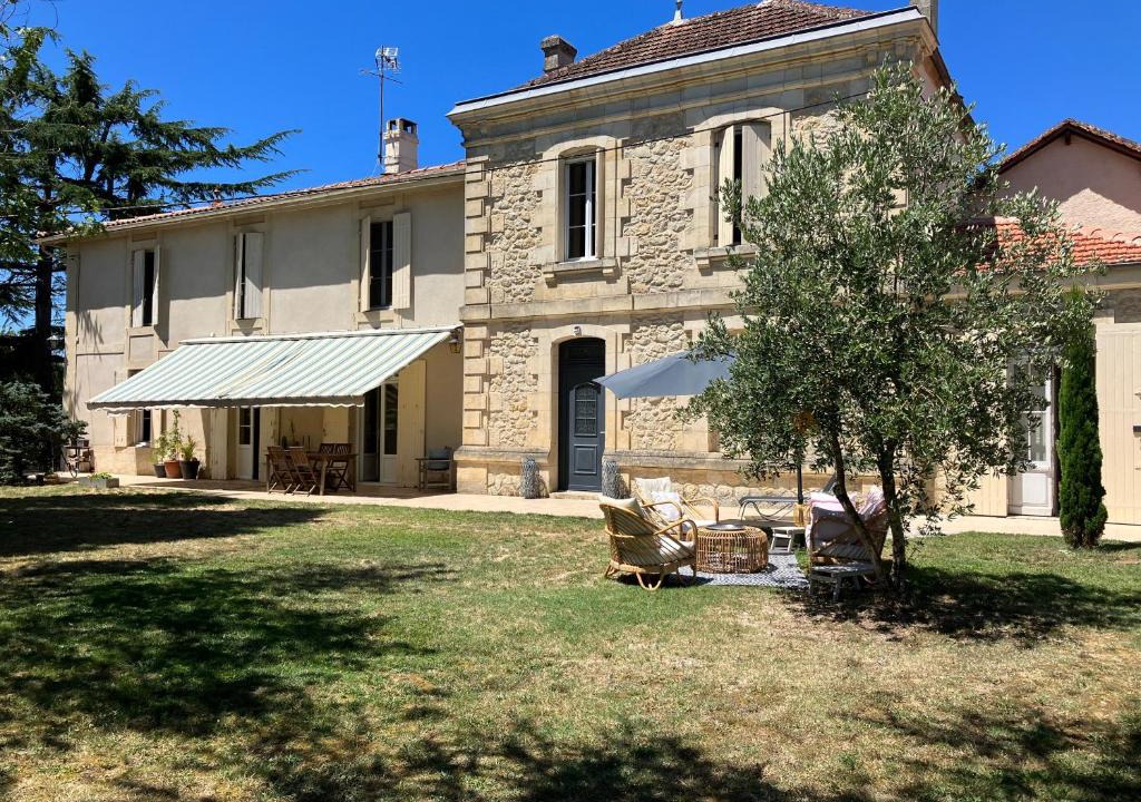 Loupiac Bed & Breakfast | Maison circé