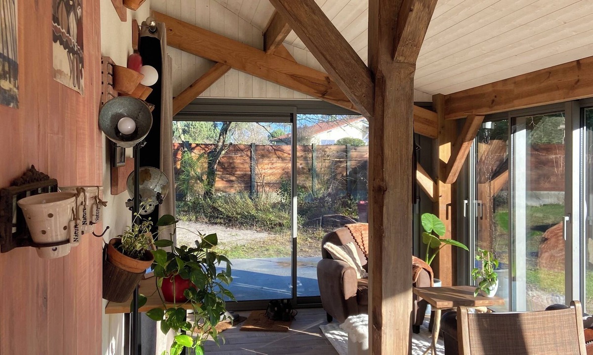 Escource House | Maison Clôturée, Plages, Lacs, Océan et Jacuzzi. Animaux de Compagnie Acceptés