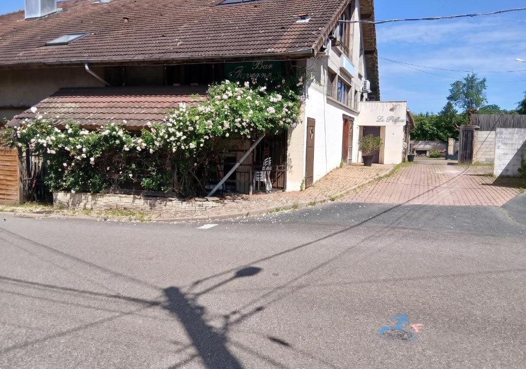Echenans House | Maison confortable à Échenans - 55 m² avec jardin privé