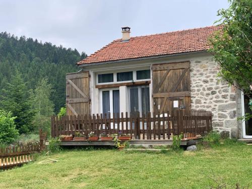 Borne House | Maison confortable avec jardin à Borne 80 m²
