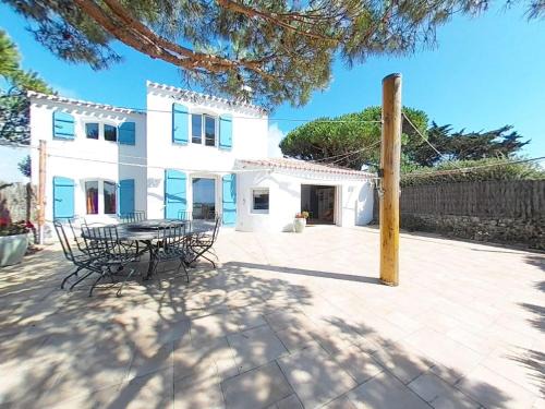 La Gueriniere House | Maison confortable face à la mer, 7 couchages, terrasse, jardin, wifi, parking, animaux acceptés - FR-1-224B-211