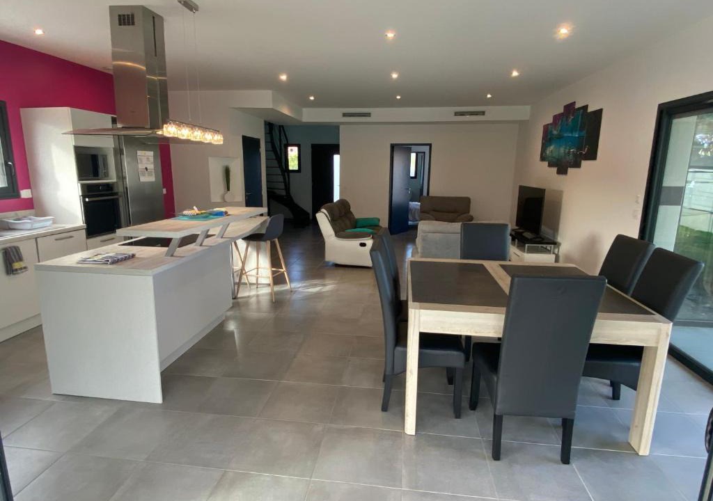 Cornebarrieu Apartment | Maison contemporaine de standing CLINIQUE DES CÈDRES