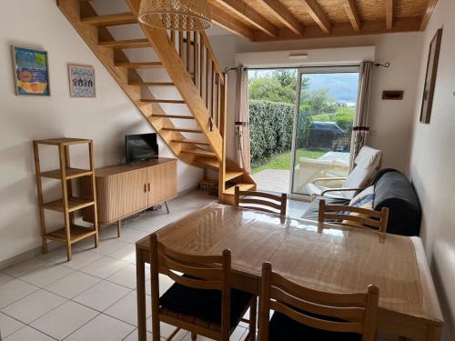 Lancieux House | Maison cosy à 400m des plages, jardin & 2 chambres