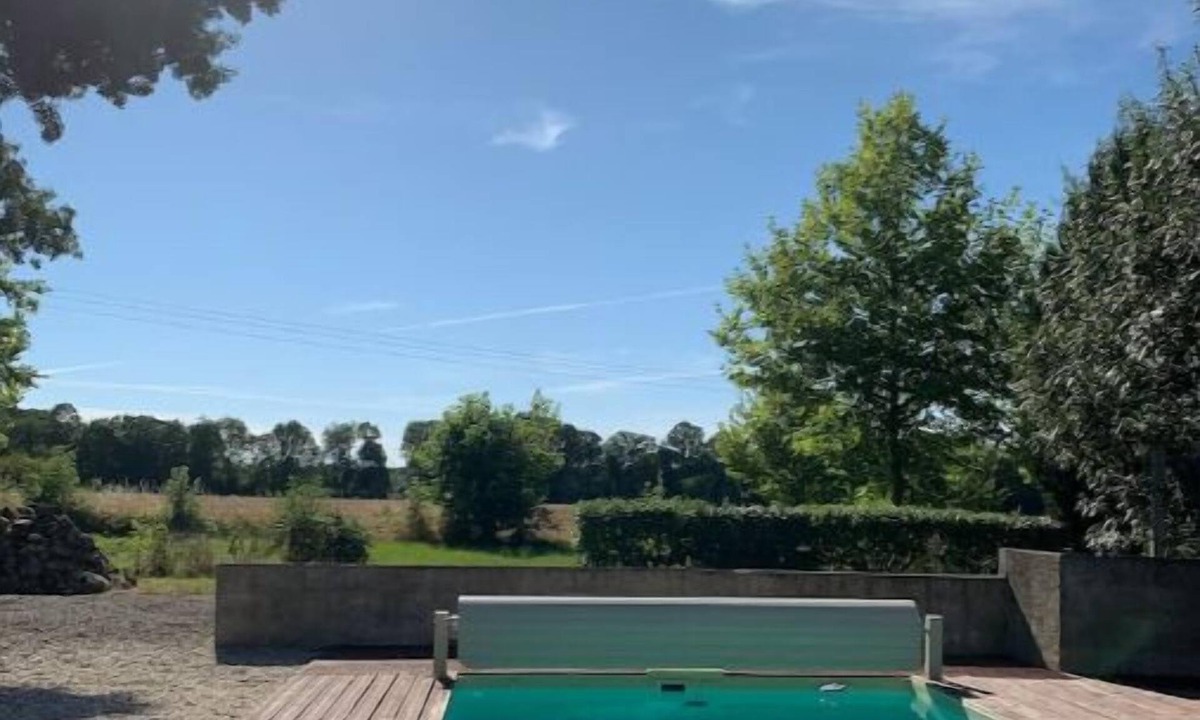 Villeperdue House | Maison Cosy Avec Piscine Chauffée et Privative