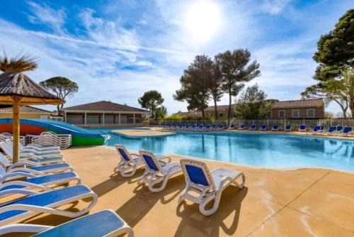 Aubais House | Maison cosy avec piscine partagée à Calvisson