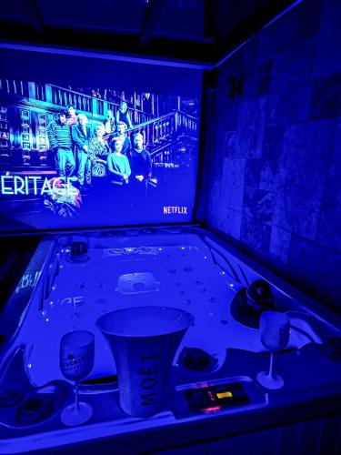 Epervans Villa | Maison cosy piscine jacuzzi sauna