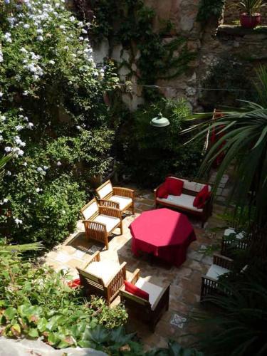 Adissan House | Maison d'Almes