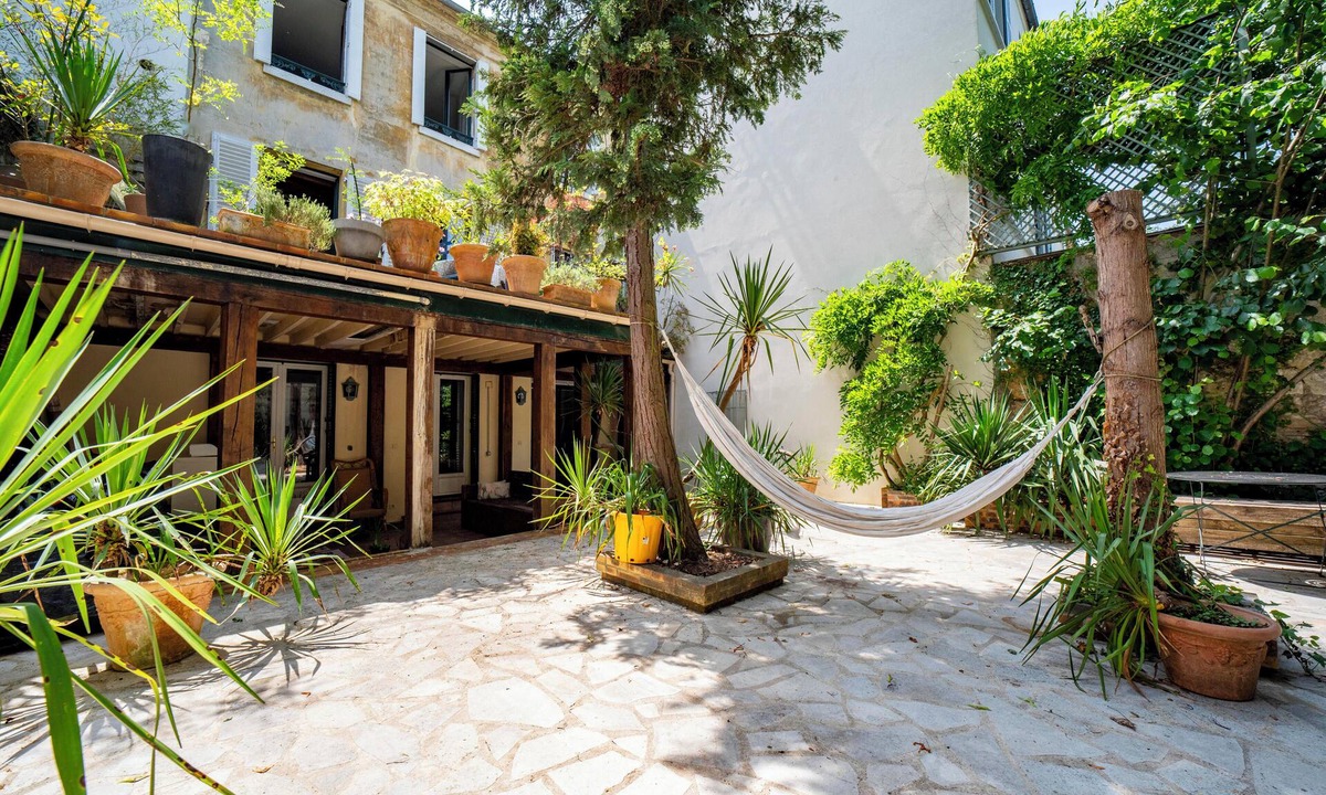 Garches House | Maison d' Architecte Design 12pers Terrace and Courtyard Garden 25' from Paris Centre