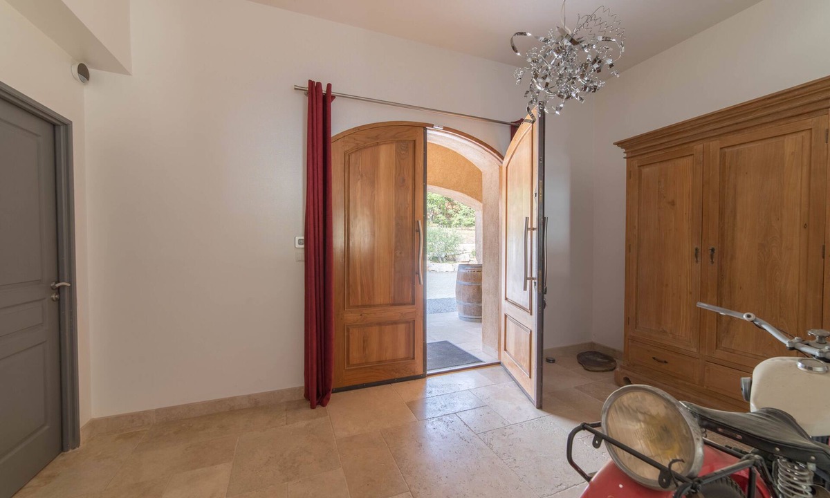 Entrepierres House | Maison D'exception 18 Couchages, Piscine, SPA