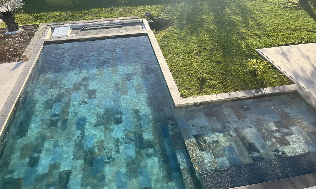 Brison-Saint-Innocent Villa | Maison D'architecte au Bord du Lac du Bourget