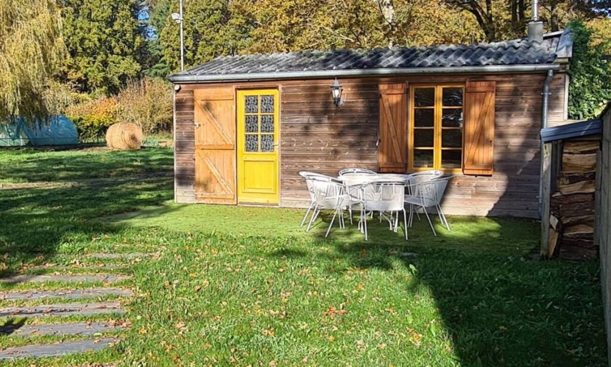 La Roche Foulques Bed & Breakfast | Maison du verger ideal for family/friend & professional stay