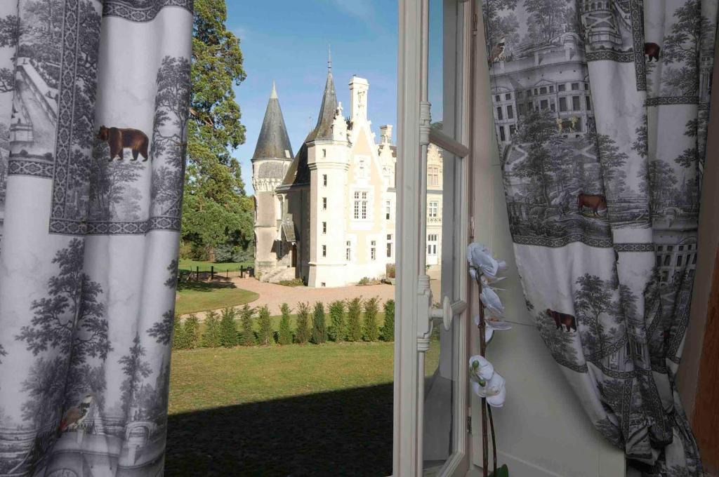 Azay-sur-Cher House | maison d'hôtes de l'orangerie 14 personnes