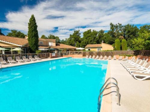 Gaujac House | Maison dans village de vacances 5 pers climatisé piscine