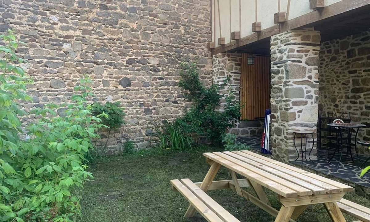 Orgnac-sur-Vezere Bed & Breakfast | Maison de Bourg - Rustique, Charmante, Relaxante !