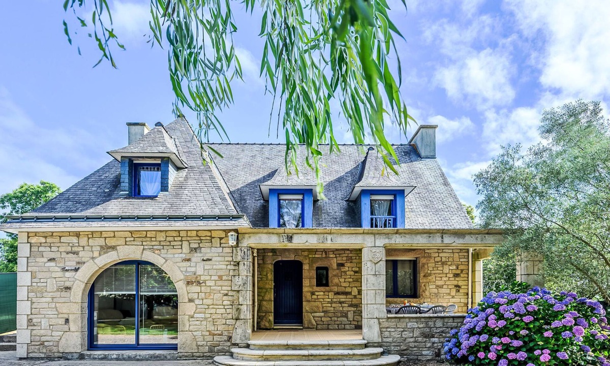 Plumergat House | Maison De Bréarec by Interhome
