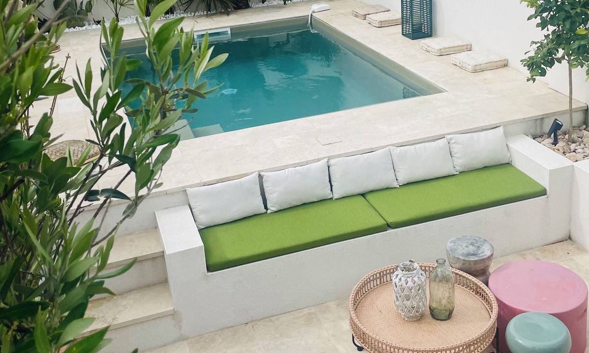 La Chaume House | Maison de Charme Atypique Proche du Port et des Plages Avec Piscine Chauffée